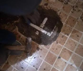 章贡卫生间漏水维修公司为您分享下卫生间渗水如何处理及注意事项